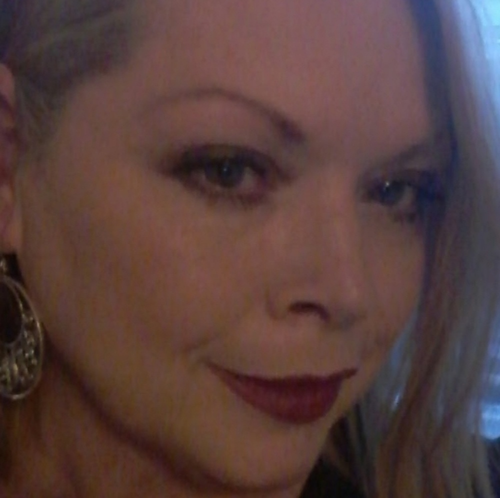 Meet your Posher, Jacqueline